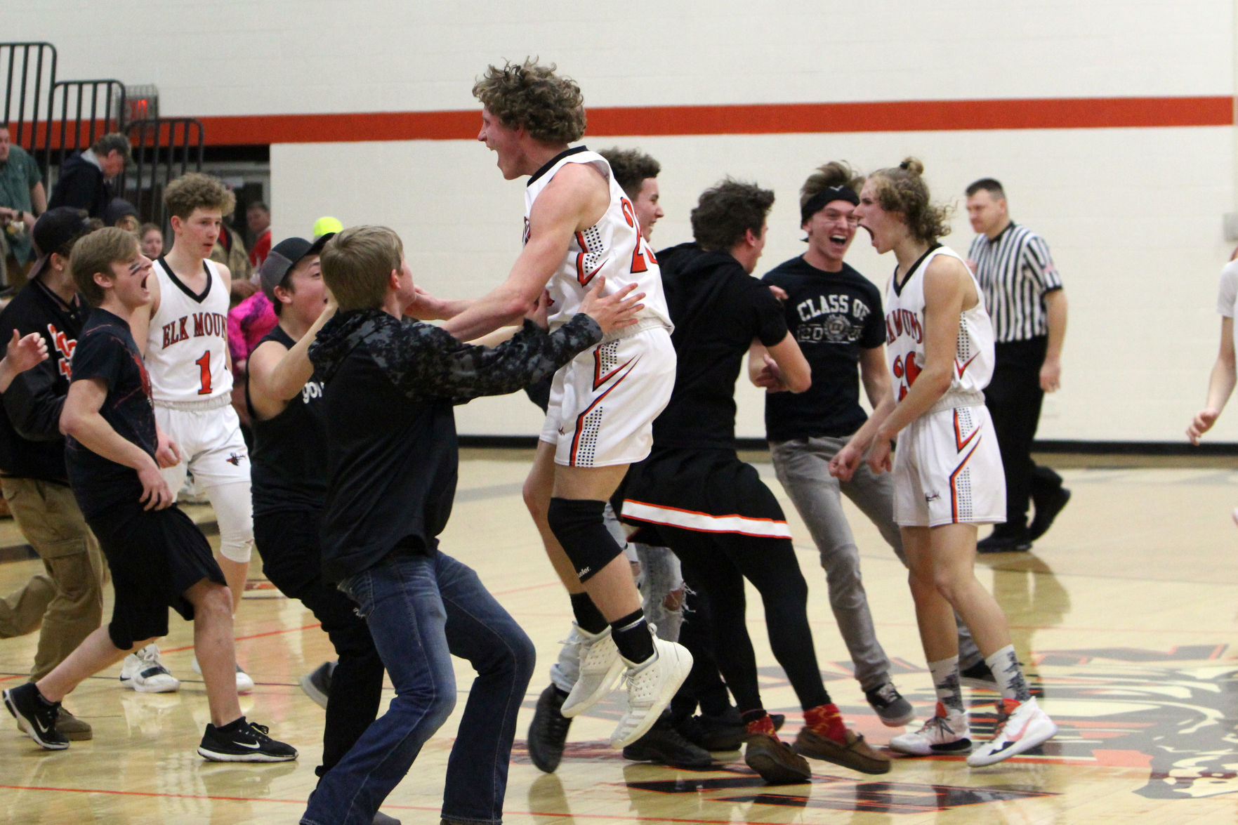Colfax at Elk Mound boys basketball 1-30-20